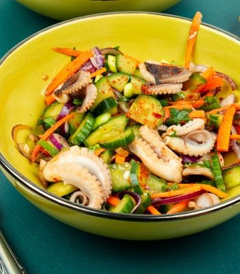 ยำหนวดปลาหมึกเบบี้