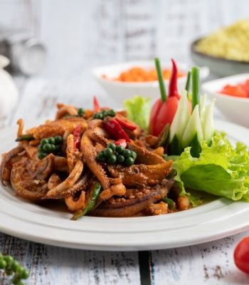 ผัดพริกไทยหนวดปลาหมึก