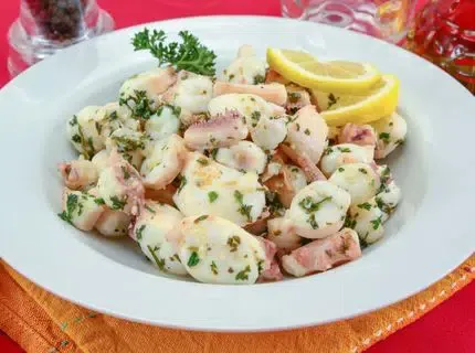 เมนูอาหารหนวดหมึกหั่น